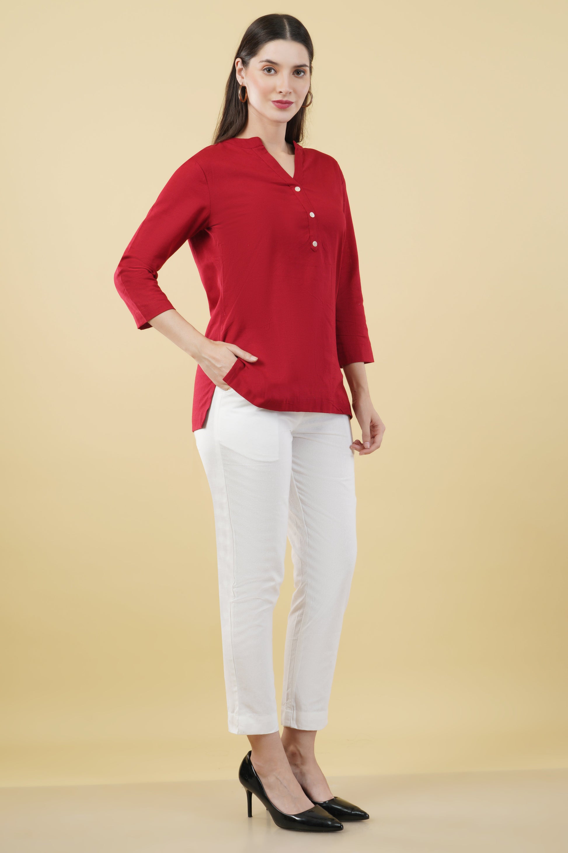 MAROON LINEN SHORT KURTA - SAFED DHAGA 