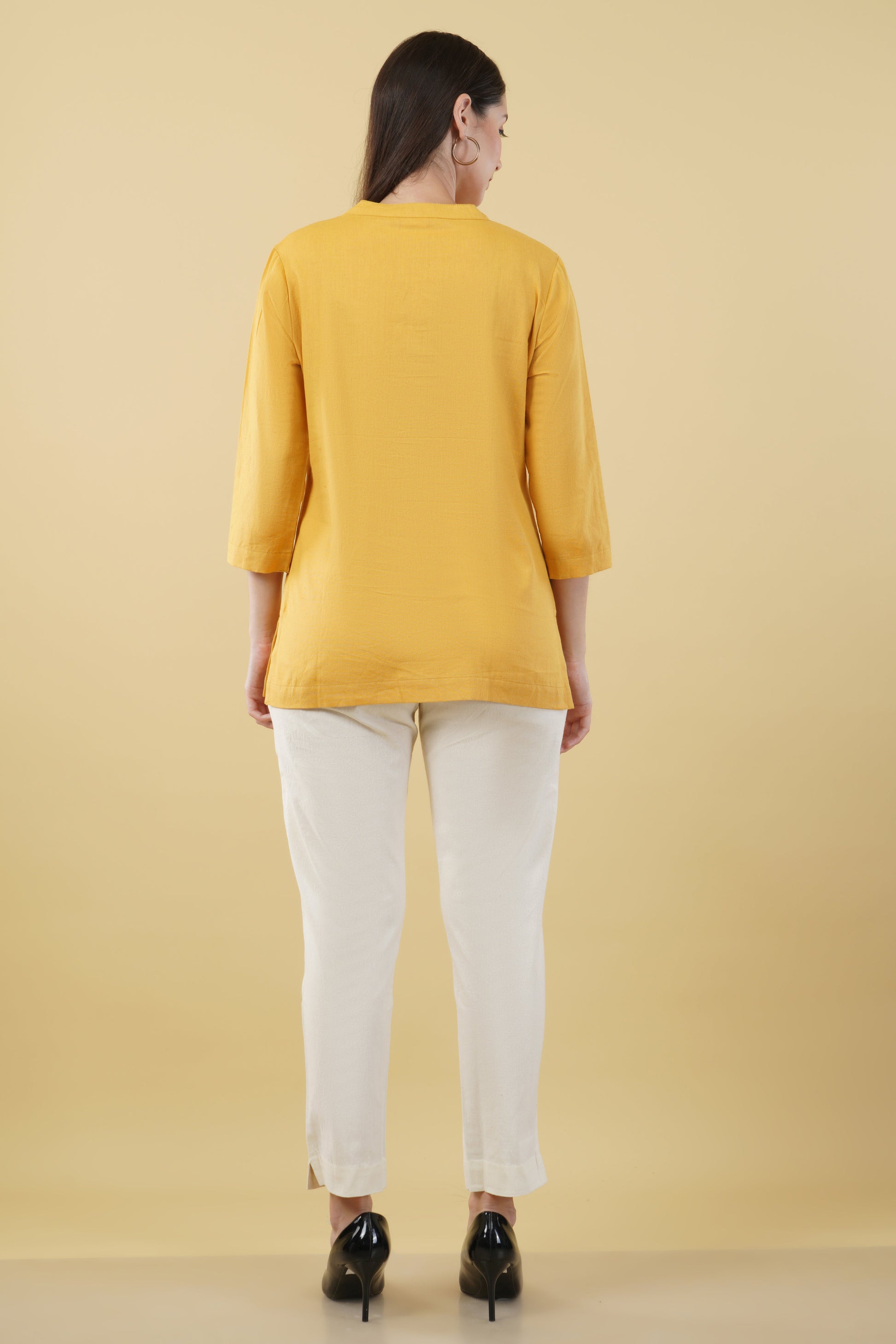 MUSTARD LINEN SHORT KURTA - SAFED DHAGA 