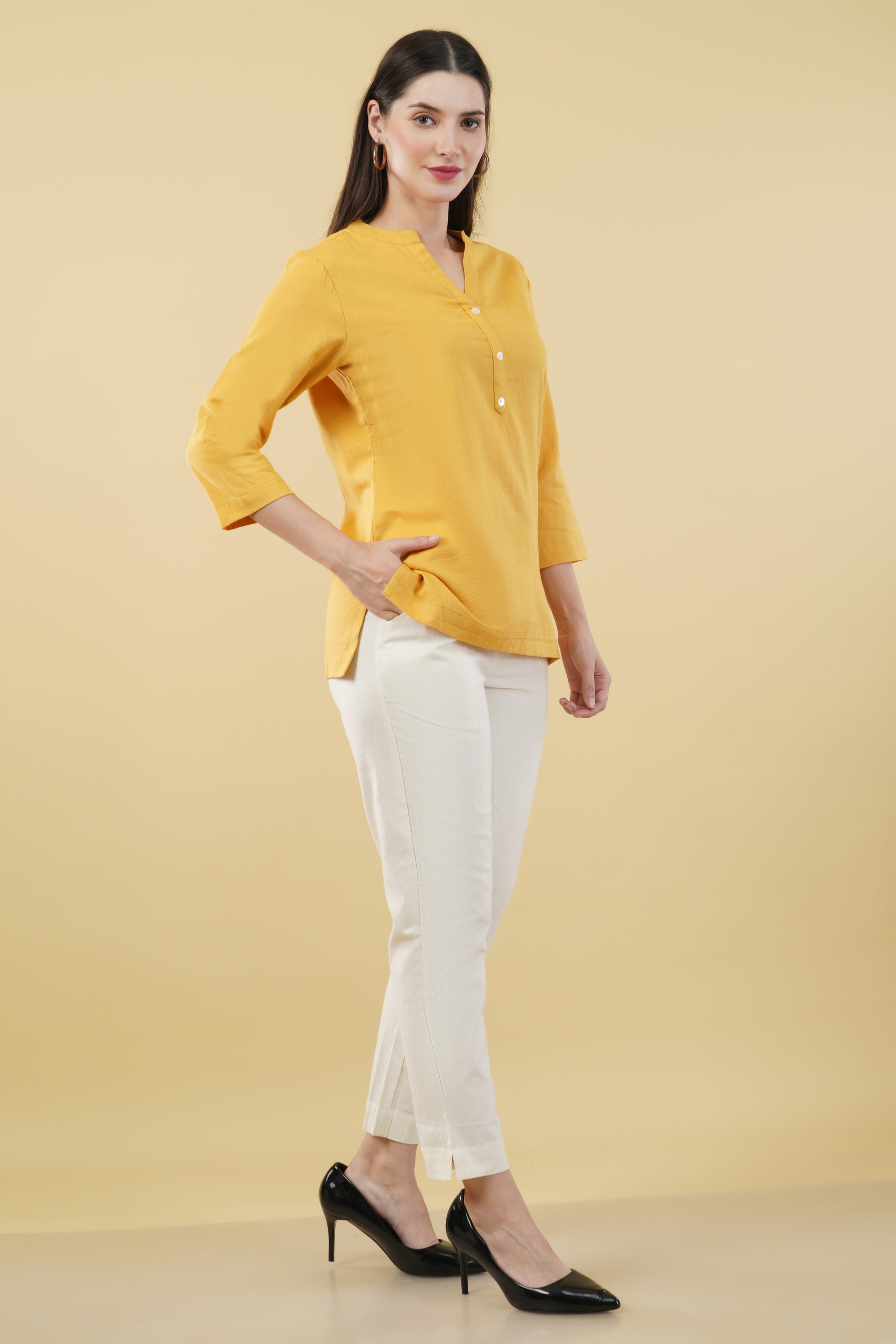 MUSTARD LINEN SHORT KURTA - SAFED DHAGA 
