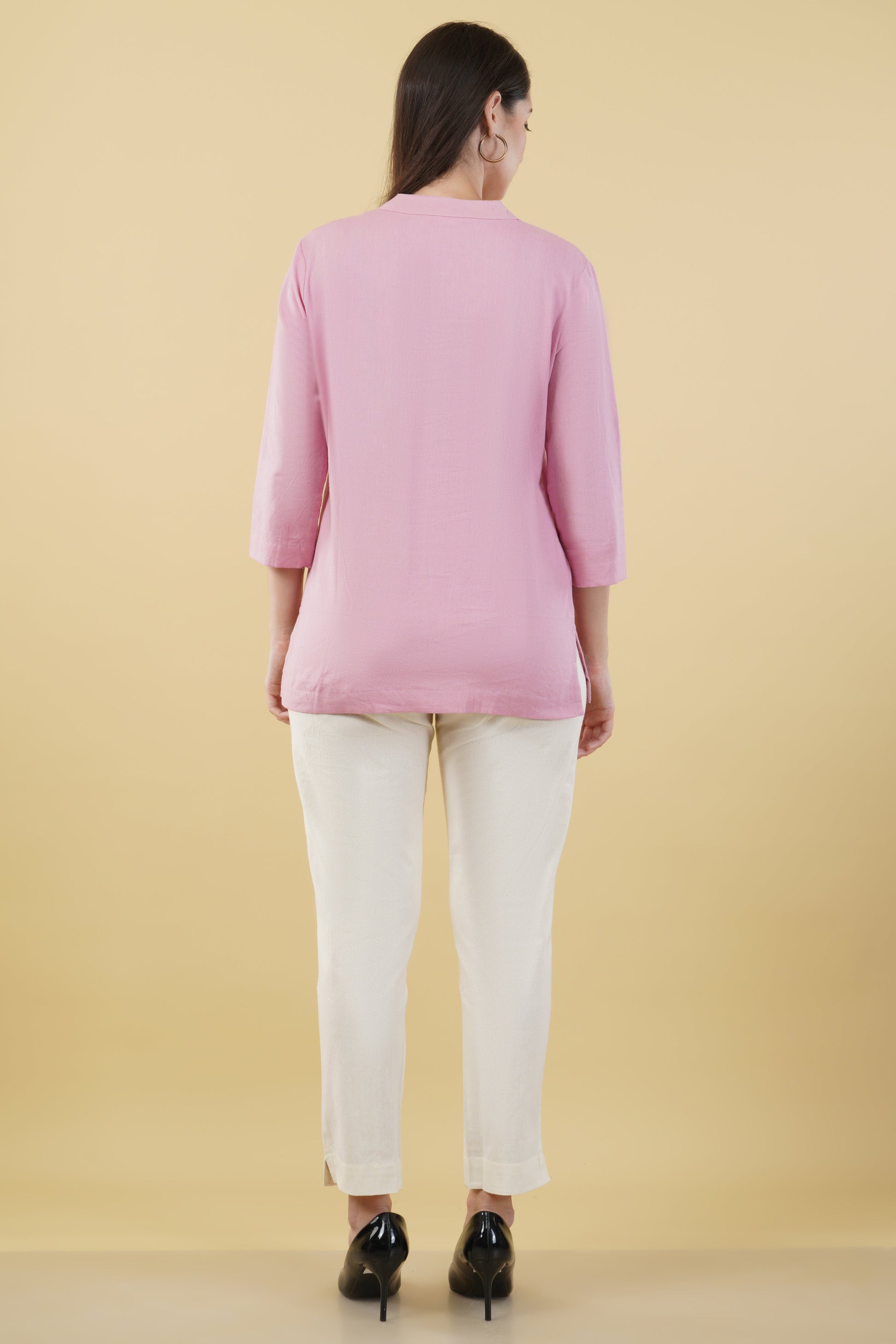 PINK LINEN SHORT KURTA - SAFED DHAGA 