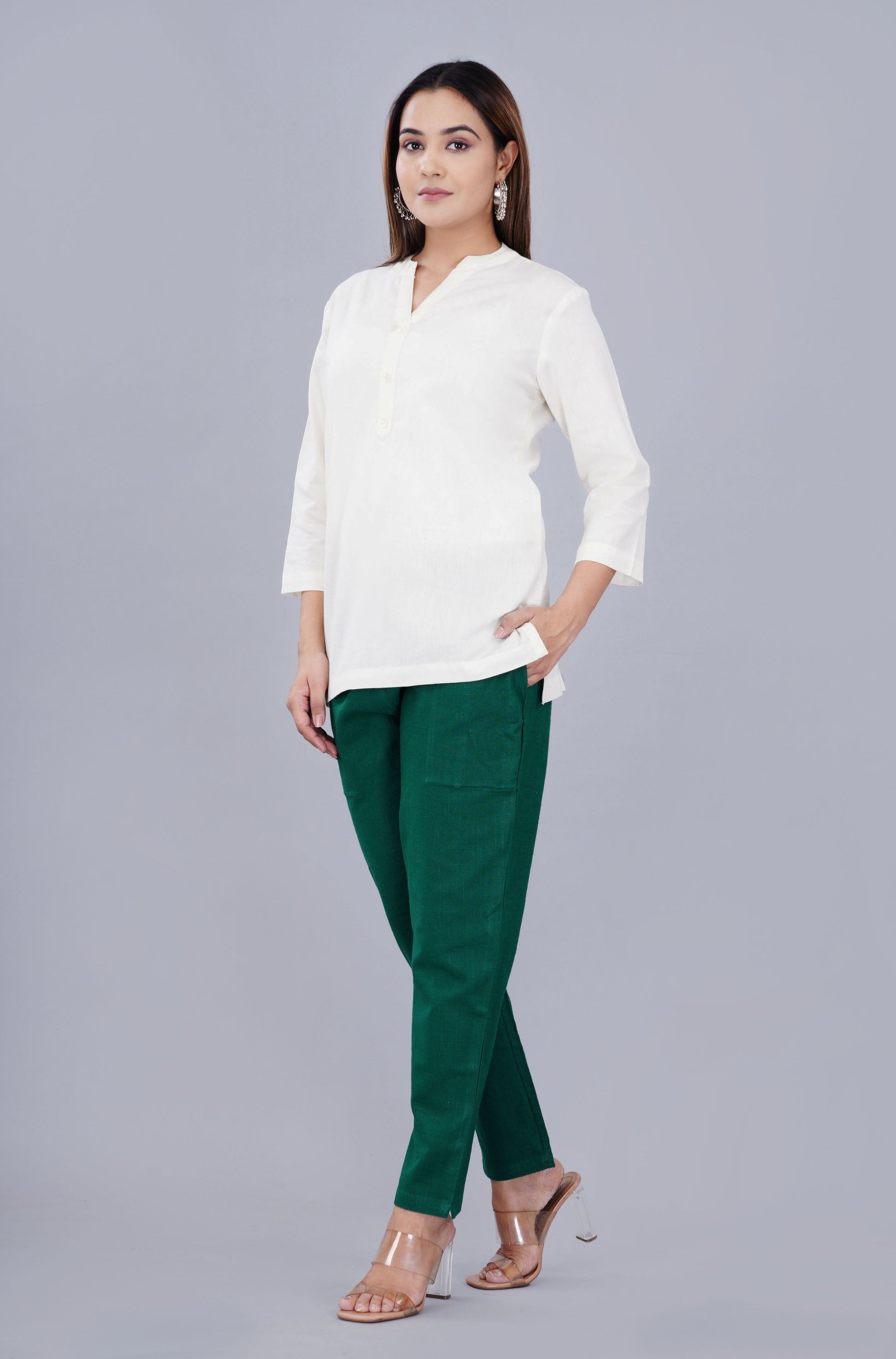 NATURAL WHITE LINEN SHORT KURTA - SAFED DHAGA 