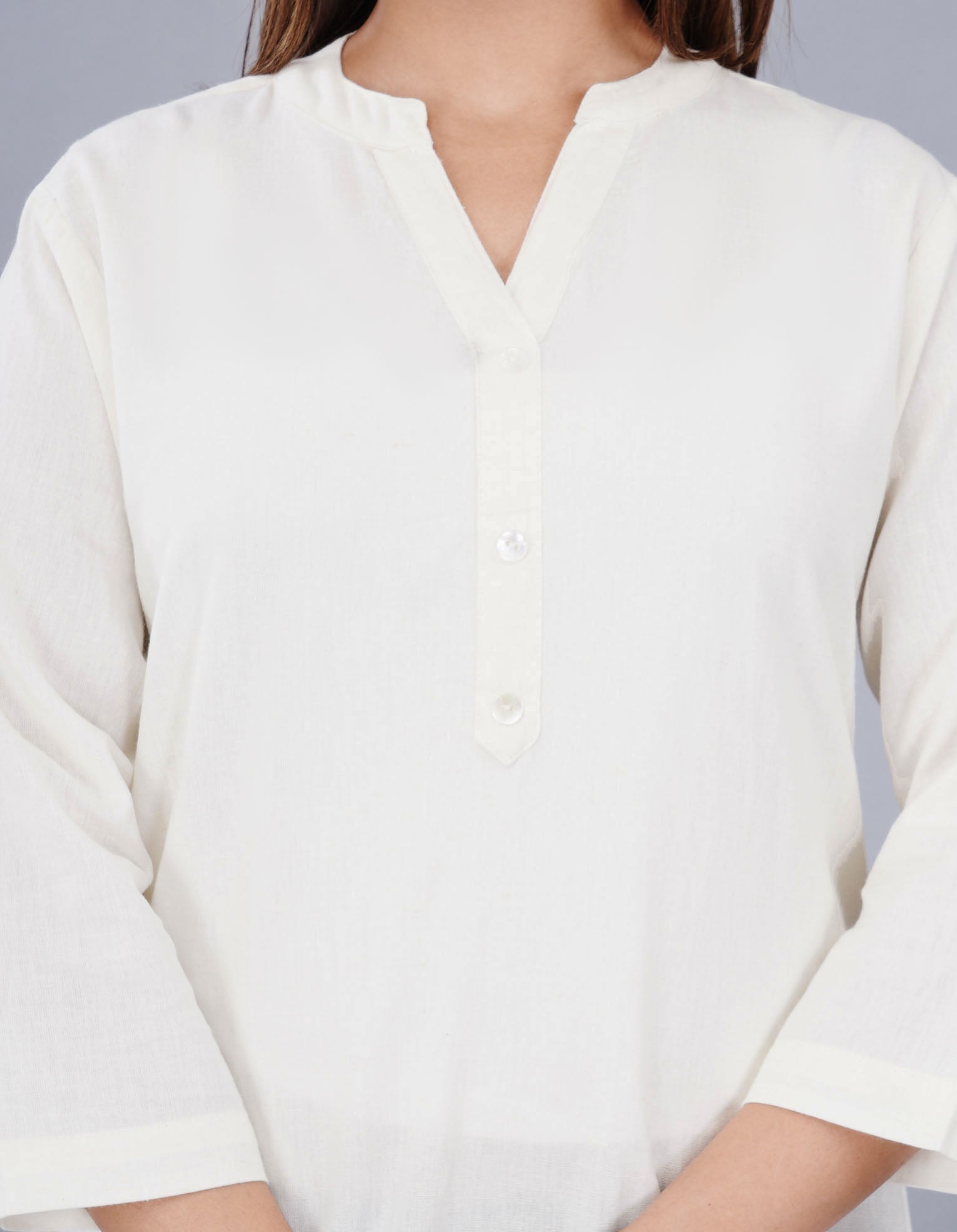 NATURAL WHITE LINEN SHORT KURTA - SAFED DHAGA 