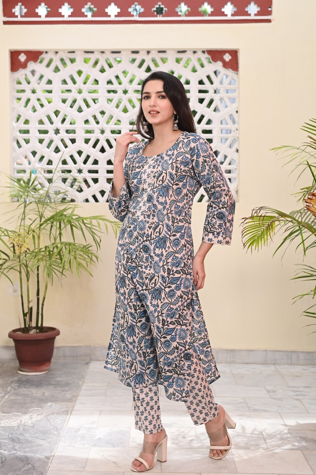 LEAF PRINTED COTTON KURTA PANT SET