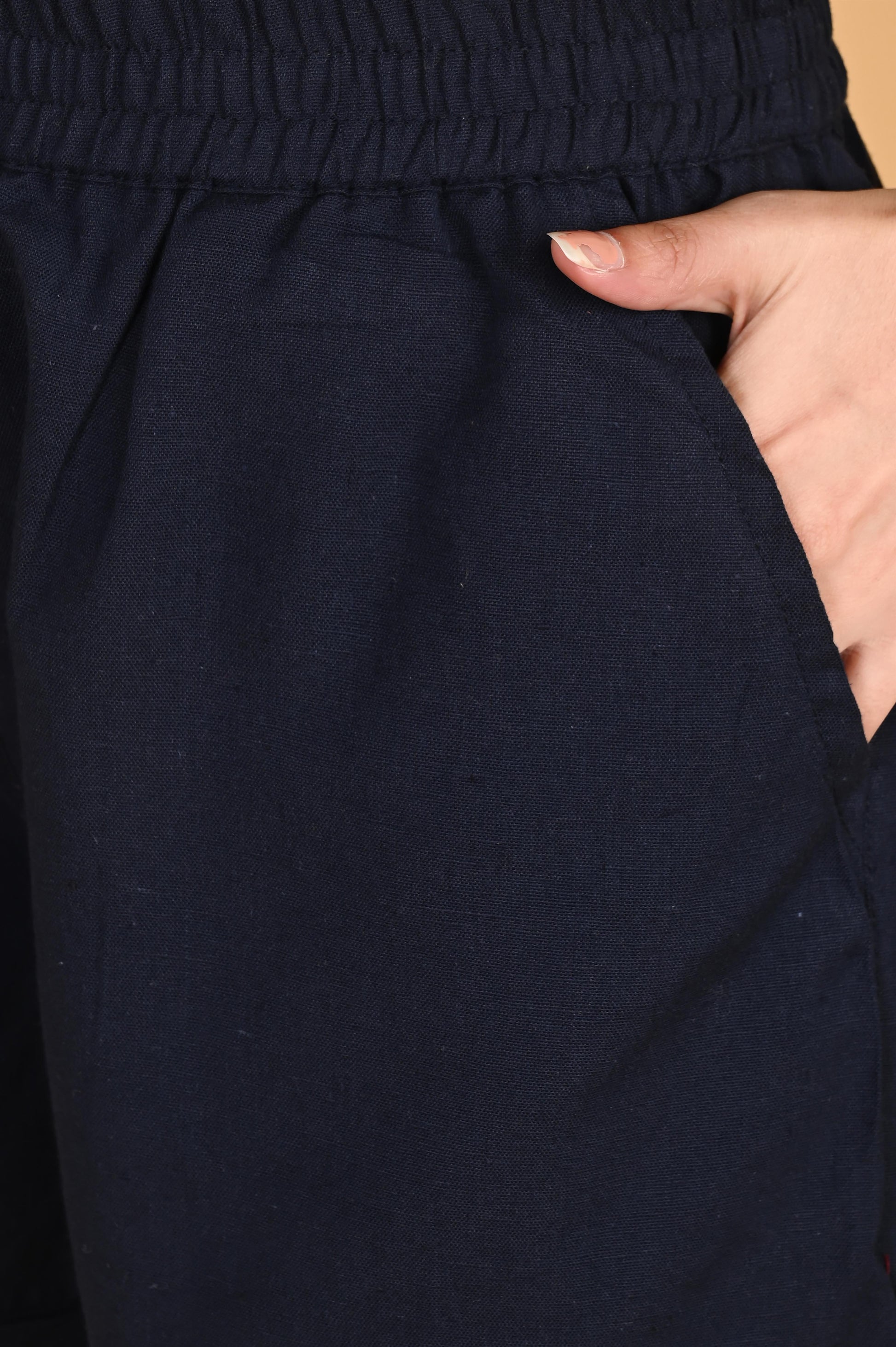 NAVY BLUE LINEN SHORTS - SAFED DHAGA 