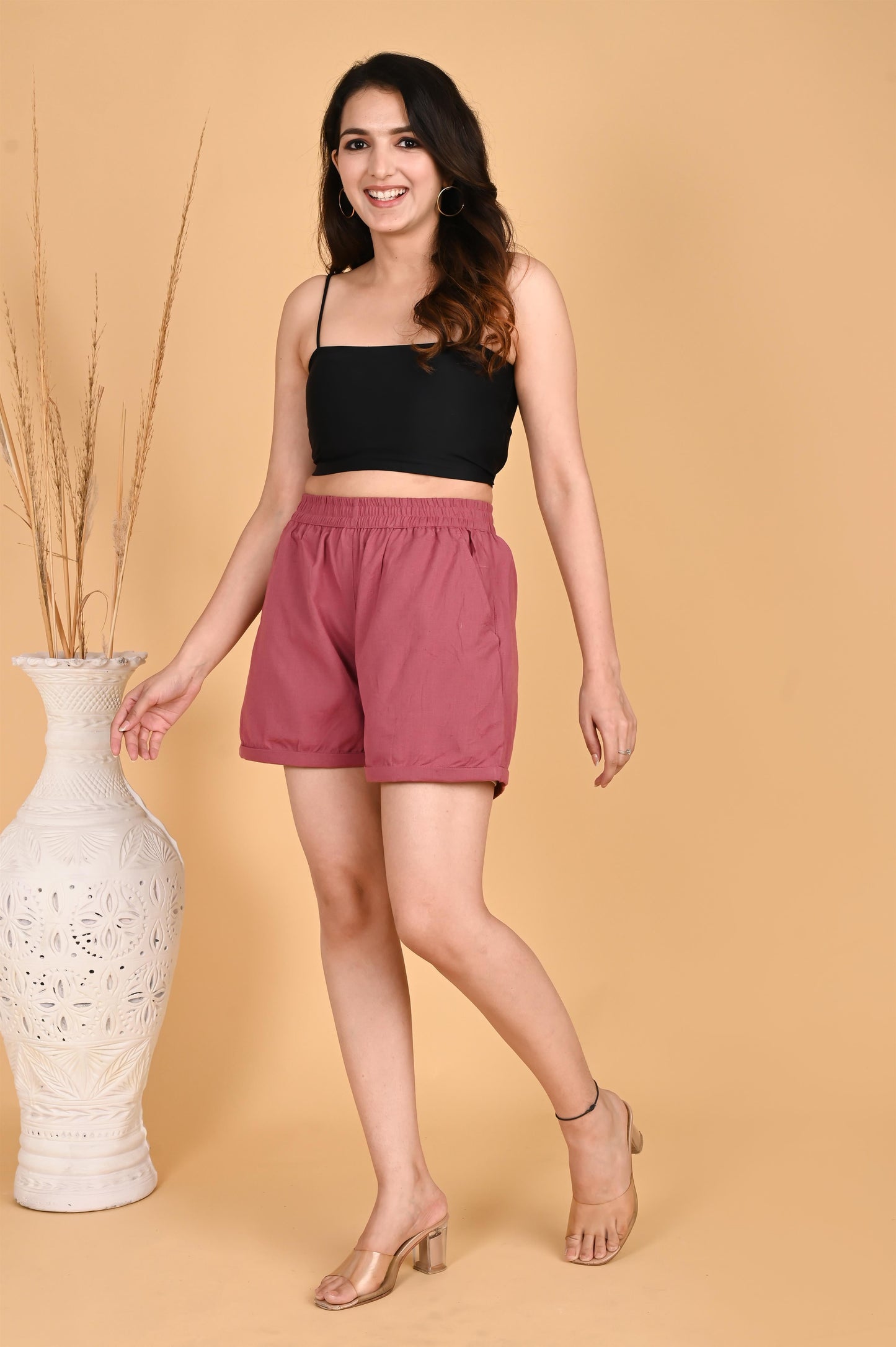 ROSE TAUPE LINEN SHORTS - SAFED DHAGA 