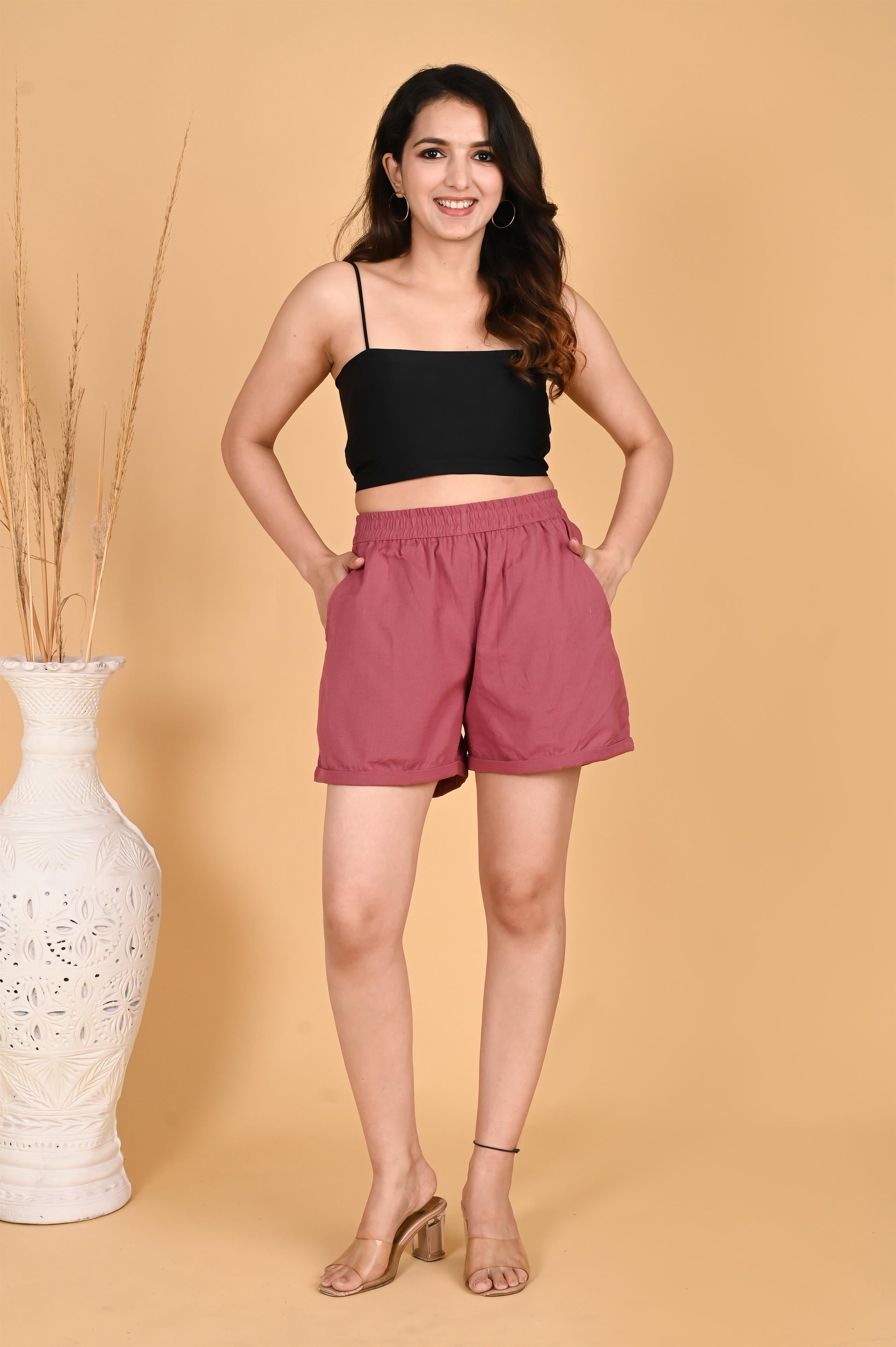 ROSE TAUPE LINEN SHORTS - SAFED DHAGA 